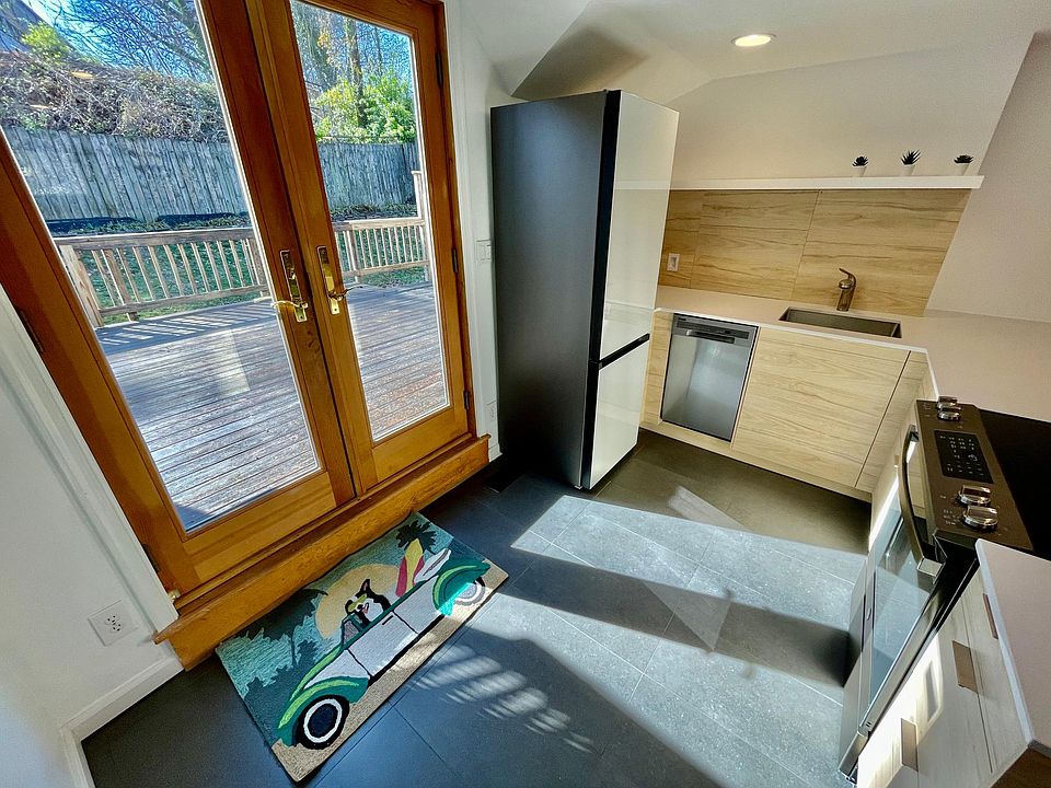 Grab your coffee and enjoy your peaceful morning on the 400sft deck that is the size of some condos in Clarendon.