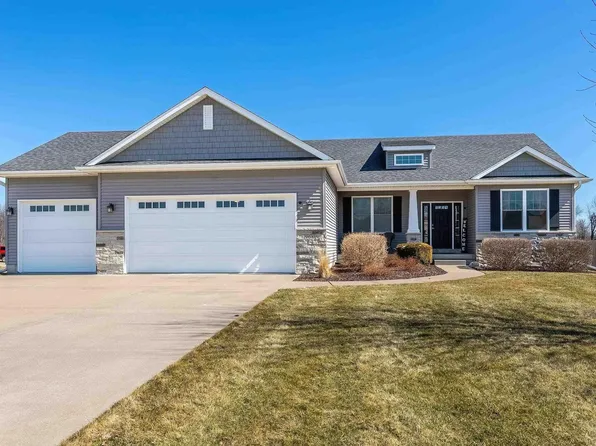 906 13th St, Rapids City, IL 61278