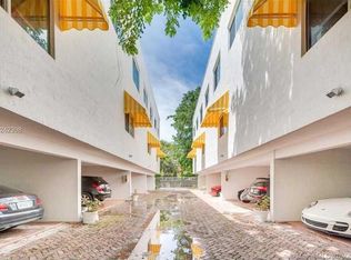 2703 Day Ave, Miami, FL 33133