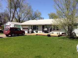 212 E Alice Ave, Blunt, SD 57522