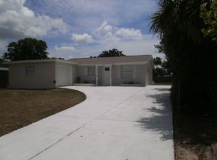 1573 Primrose Ln, Daytona Beach, FL 32117