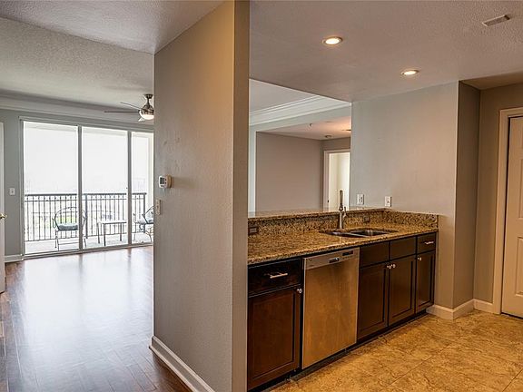 2nd image of 345 Bayshore Blvd #Penthouse P4