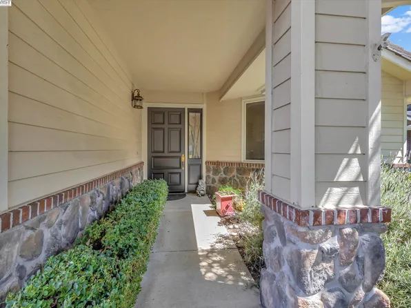 7844 La Quinta Ct, Pleasanton, CA 94588