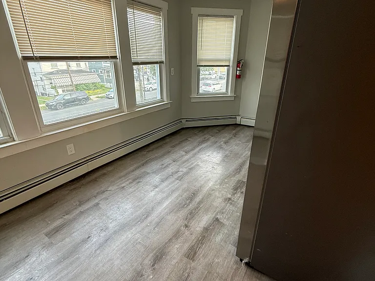 314 Main St #3 — Photo 4