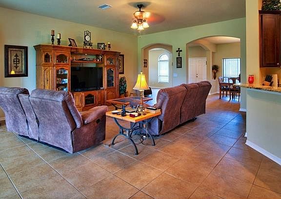 4th image of 3301 Little Acre Ln