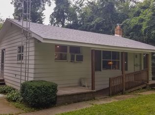 248 Ellsworth Lake Dr, Gregory, MI 48137