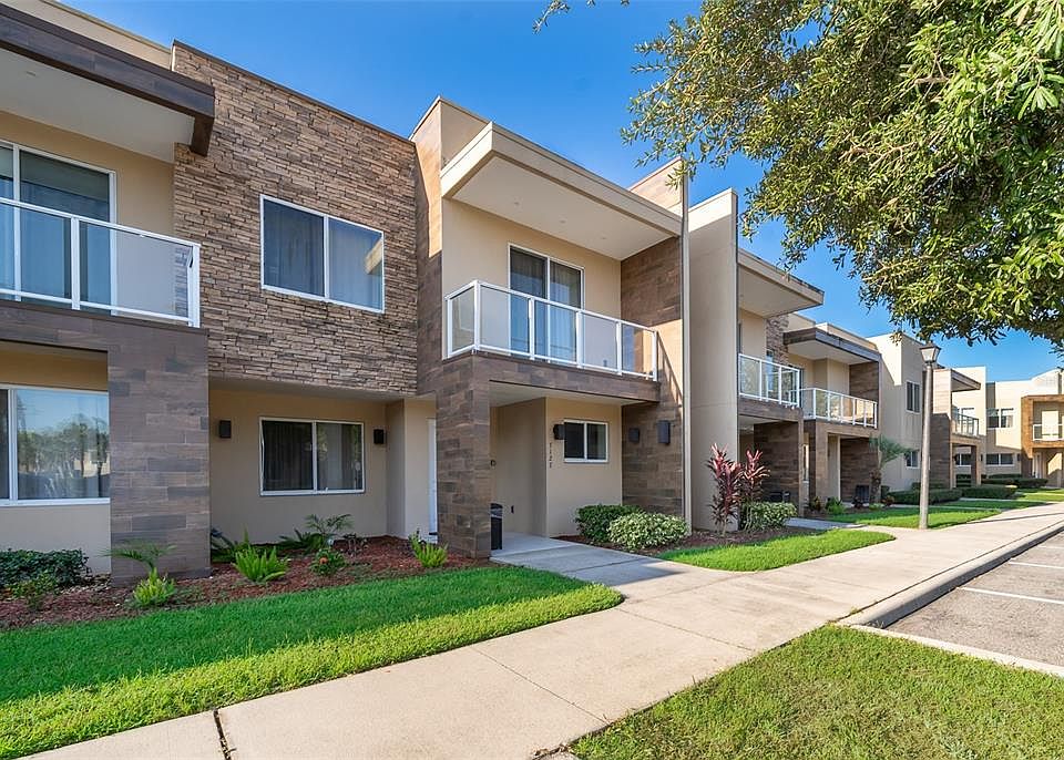 1st image of 3127 BRASILIA AVENUE