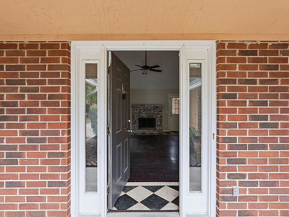 5th image of 21 W Sagebrush Ln