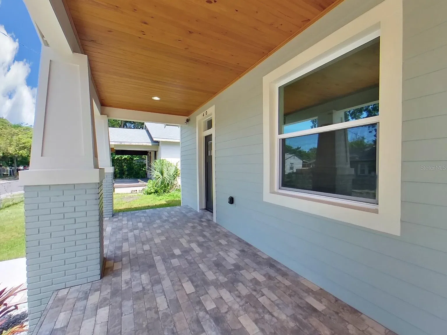 3 bed, 1817 sqft, $3,225 — Photo 4