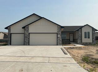 261 W Dusk Dr, Rose Hill, KS 67133