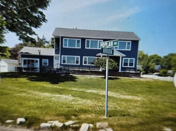 476 Riviera Drive, Mastic Beach, NY 11951