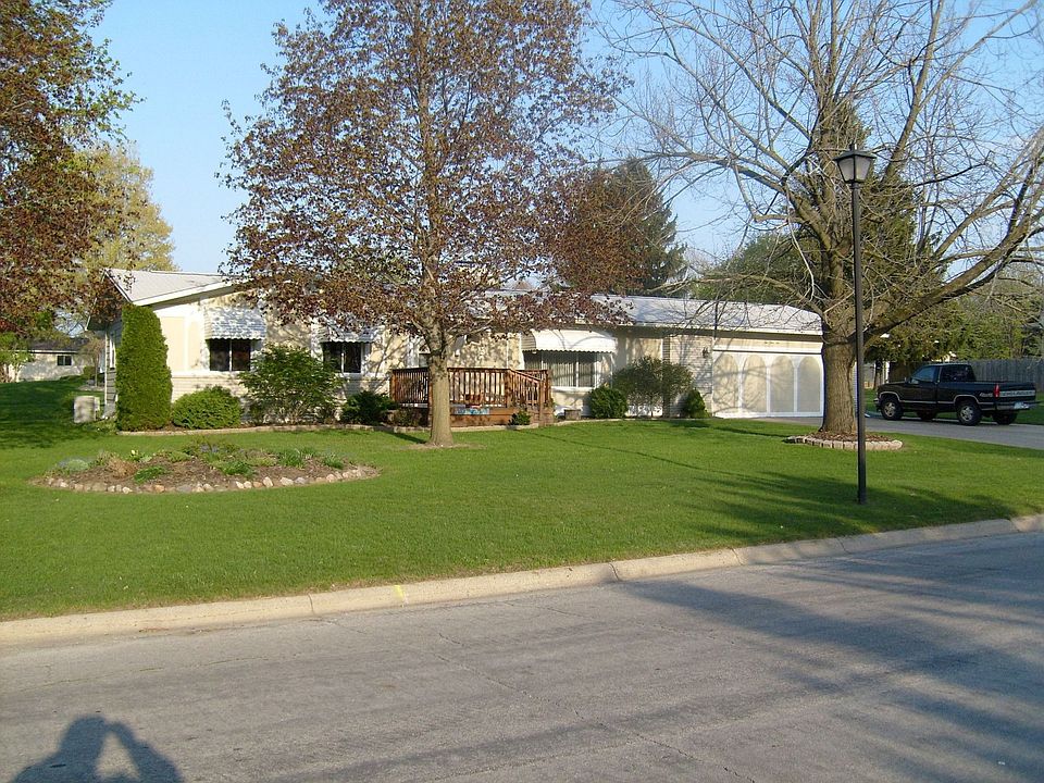 10510 Ataberry Dr, Clio, MI 48420 Zillow