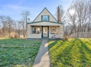 435 Meadowbrook Dr, North Versailles, PA 15137