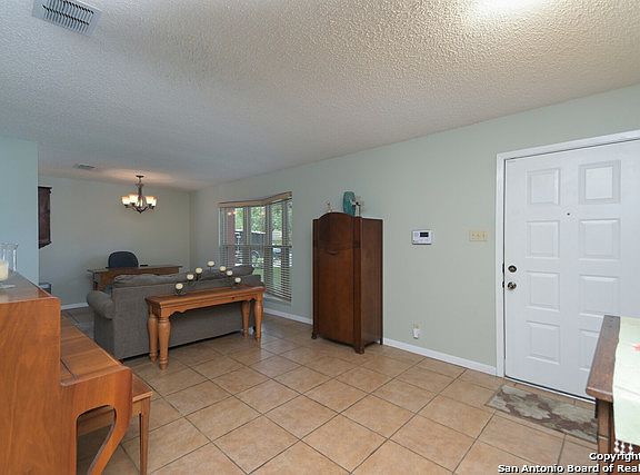 5th image of 4643 WETZ DR