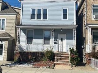 847 7th St, Secaucus, NJ 07094