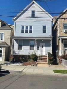 847 7th St, Secaucus, NJ, 07094