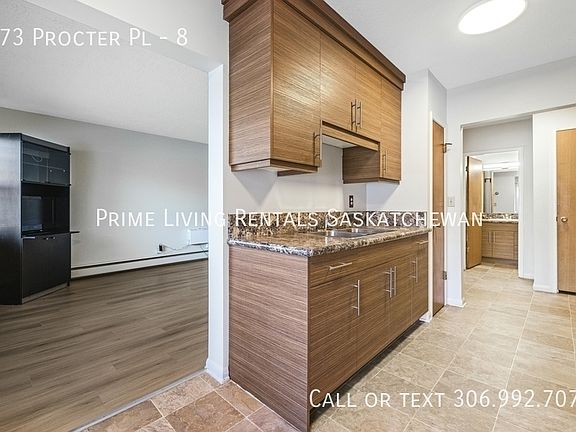 3rd image of 173 Procter Pl #8