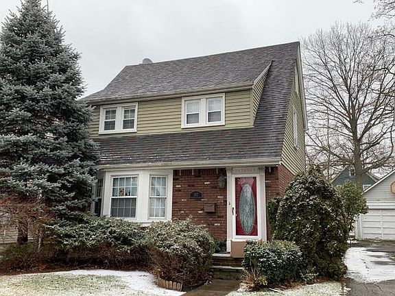 3rd image of 107 Campbell Ave