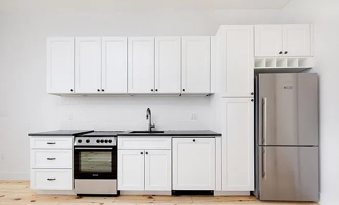 Rented by EXR | media 112