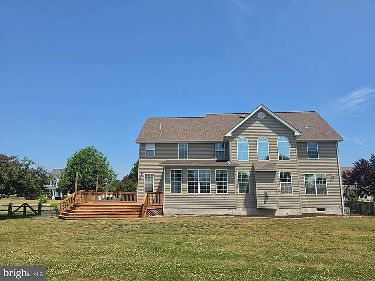 109 Masters Ln — Photo 10