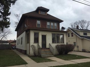17 S Maple Ave APT 3, Waukegan, IL 60085