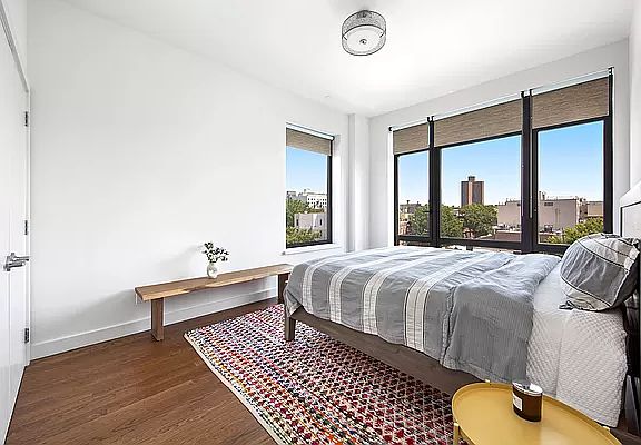 4th image of 159 Tompkins Ave Penthouse B