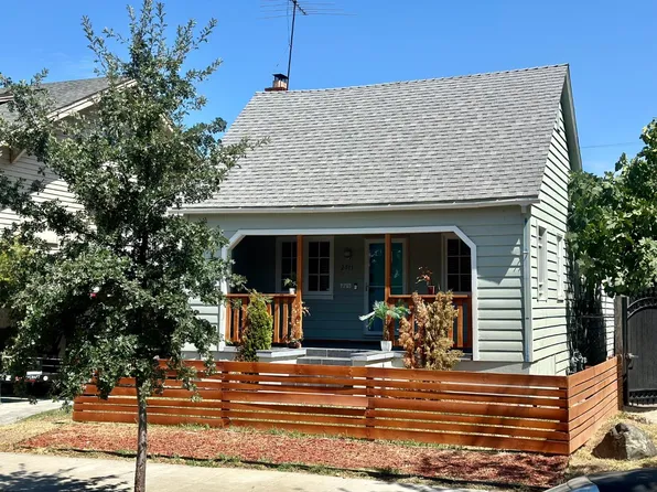 2711 V St, Sacramento, CA 95818