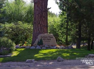 514W28 N Sawyer St, Cascade, ID 83611