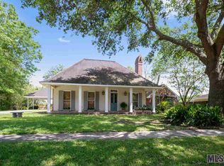 123 Reynaud Dr, Donaldsonville, LA 70346