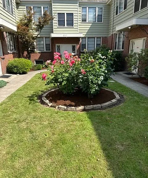 610 Washington St #2 — Photo 14