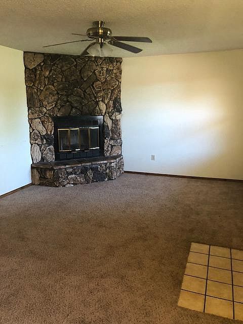 1st image of 900 Stanton Pl APT D