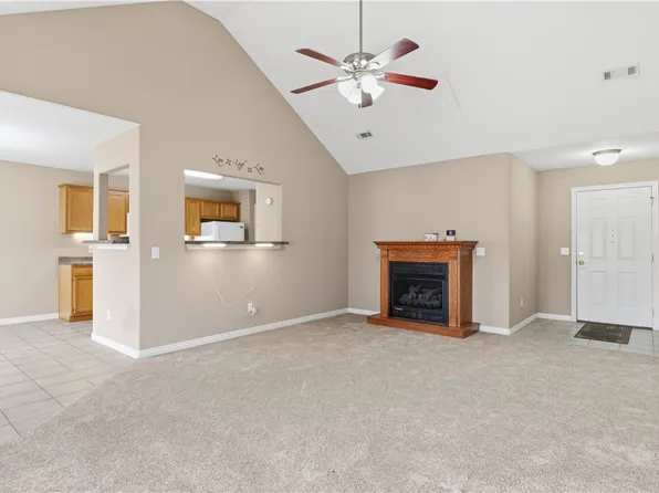 900 Churchill Ct, Gentry, AR 72734