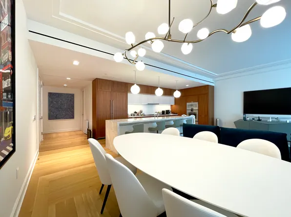 1289 Lexington Avenue image 15 of 36