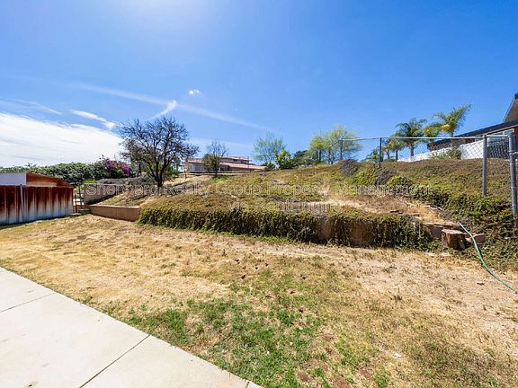 3rd image of 6574 Valley Dr #1