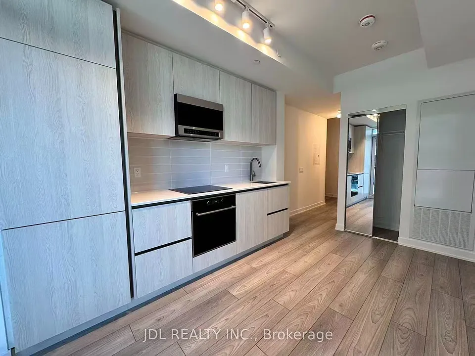 110 Broadway Ave #1107