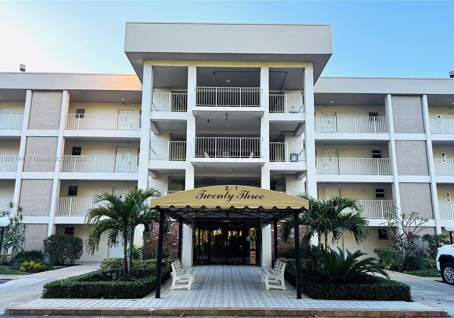 2601 S Course Dr APT 206