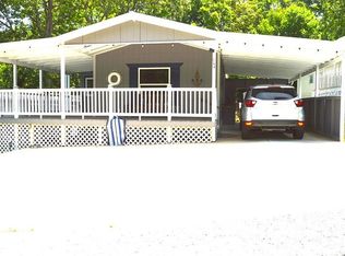 104 Coachlight Ln, Kimberling City, MO 65686