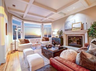 14370 Skyline Blvd, Oakland, CA 94619