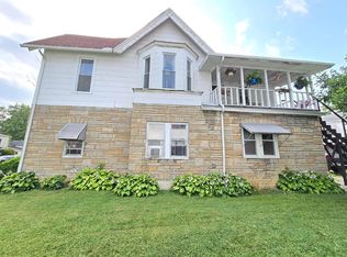 411 W Bucyrus St #B, Crestline, OH 44827