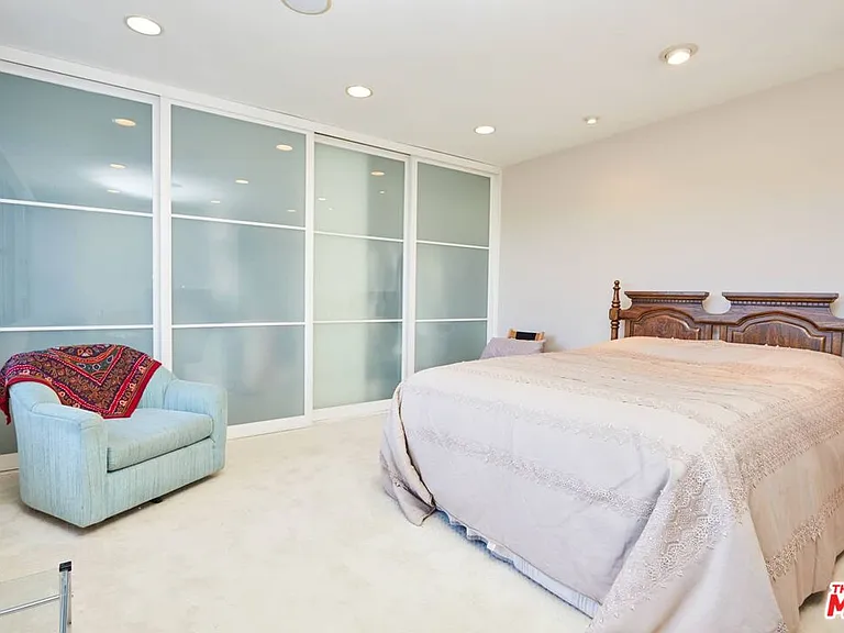 865 Comstock Ave #6A — Photo 16