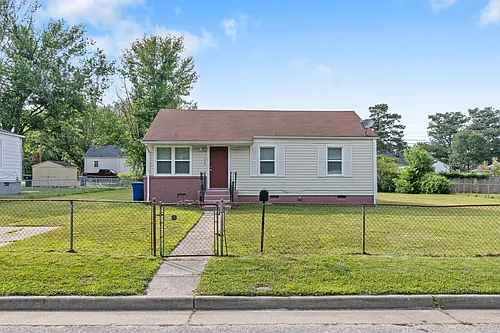 503 Woodfin Rd Photo 1
