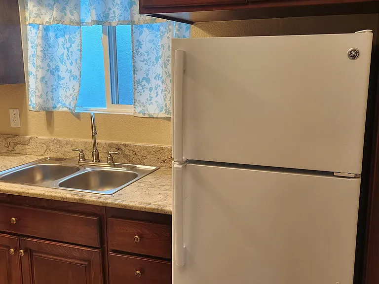 Kitchen Photo and pantry