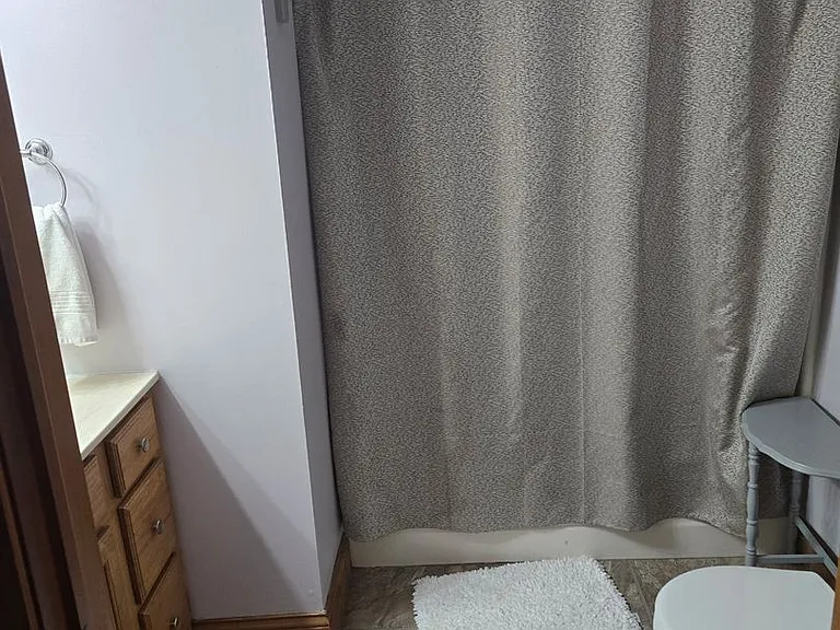 109 Maple St — Photo 6