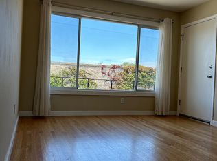 849 Rollins Rd APT B, Burlingame, CA 94010