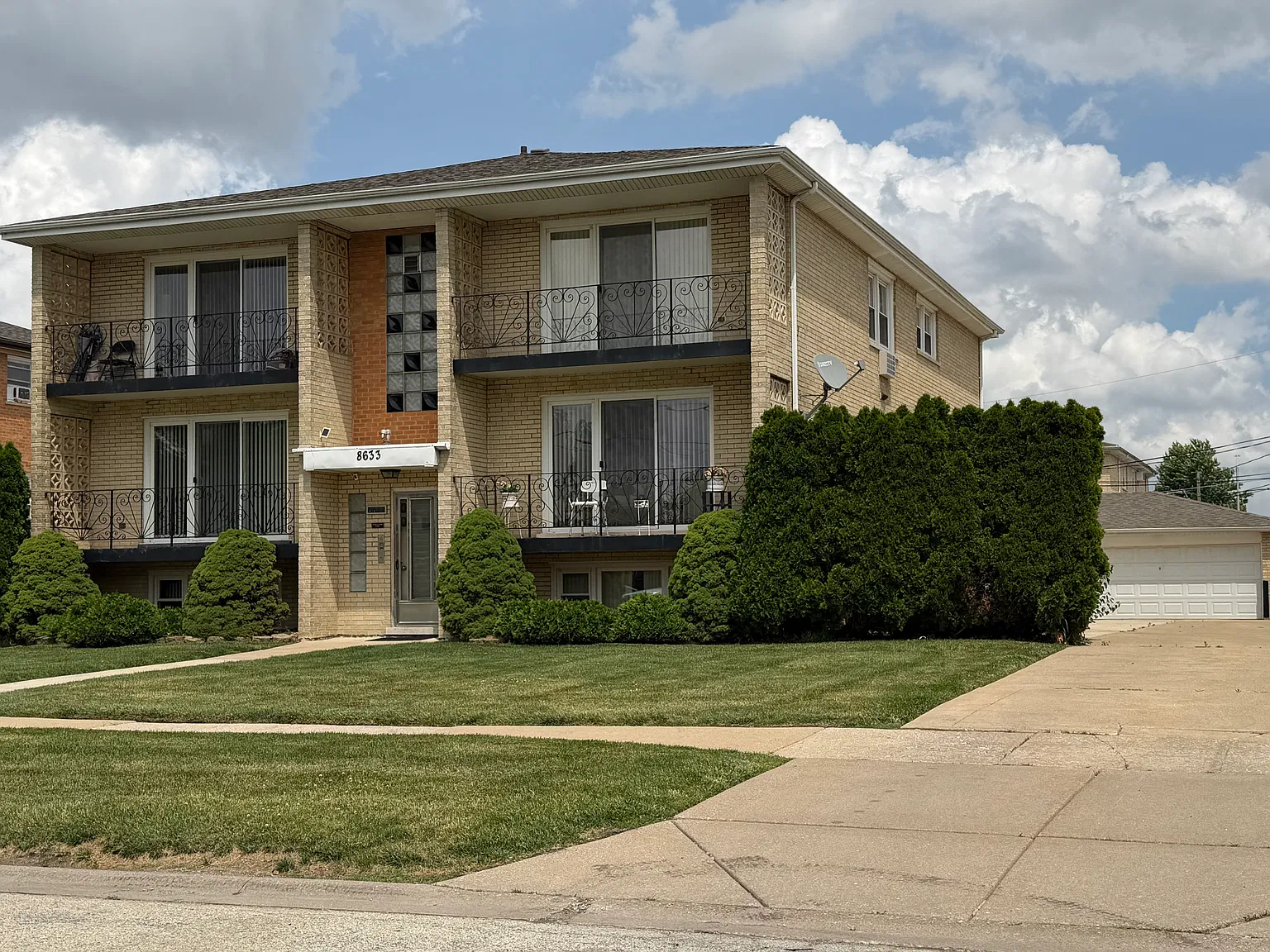 1 bed, 650 sqft, $1,300 — Photo 1