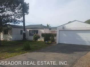 2423 Warmlands Ave, Vista, CA 92084