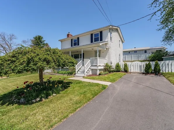 48 Laclede Ave, Chicopee, MA 01020