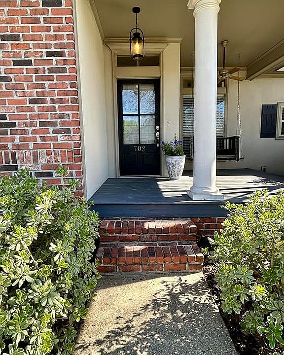 702 Southlake Cir, Youngsville, LA 70592 Zillow