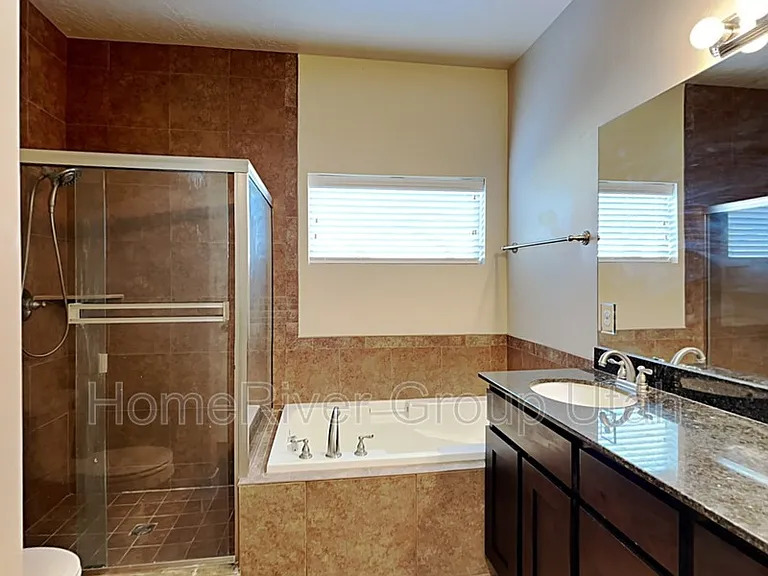 130 W Canley Vale Ln — Photo 10