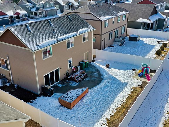 view showing back yard and large patio